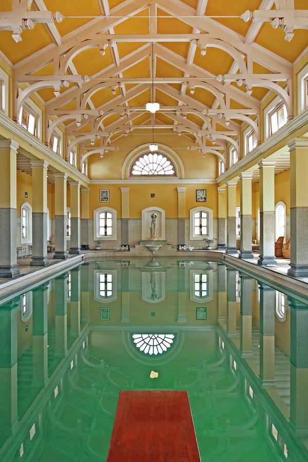 Royal Oasis Hotel Wankaner Esterno foto