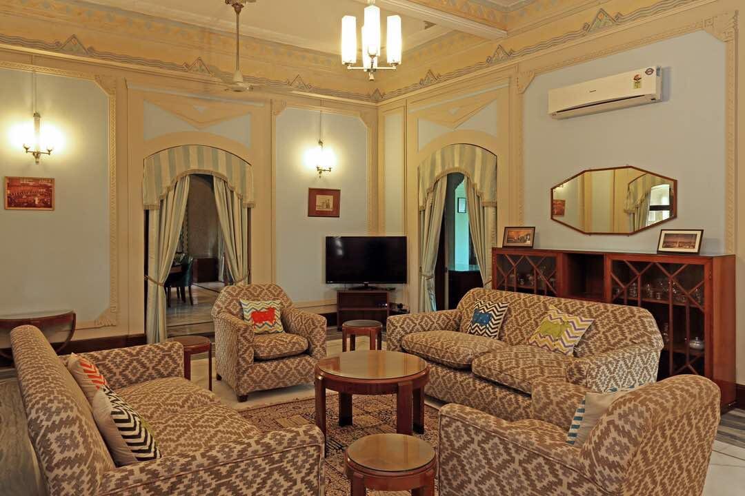 Royal Oasis Hotel Wankaner Esterno foto