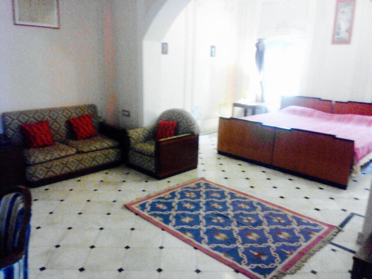 Royal Oasis Hotel Wankaner Esterno foto